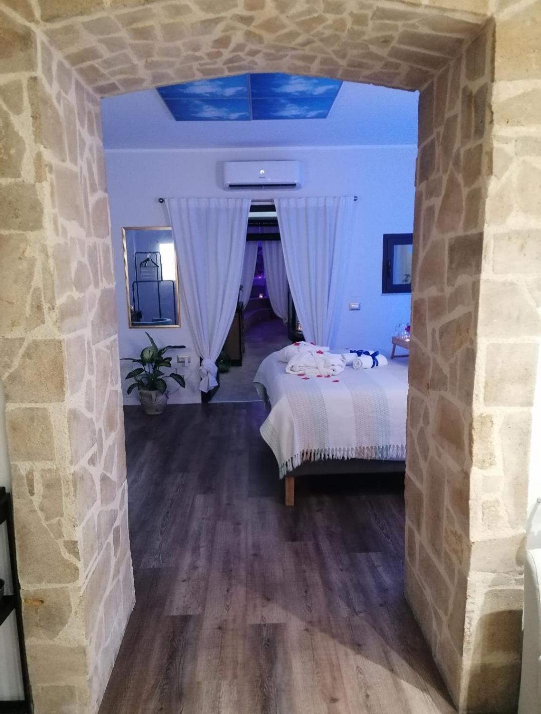 Mastrangelo Suite & Spa Palermo Bagian luar foto