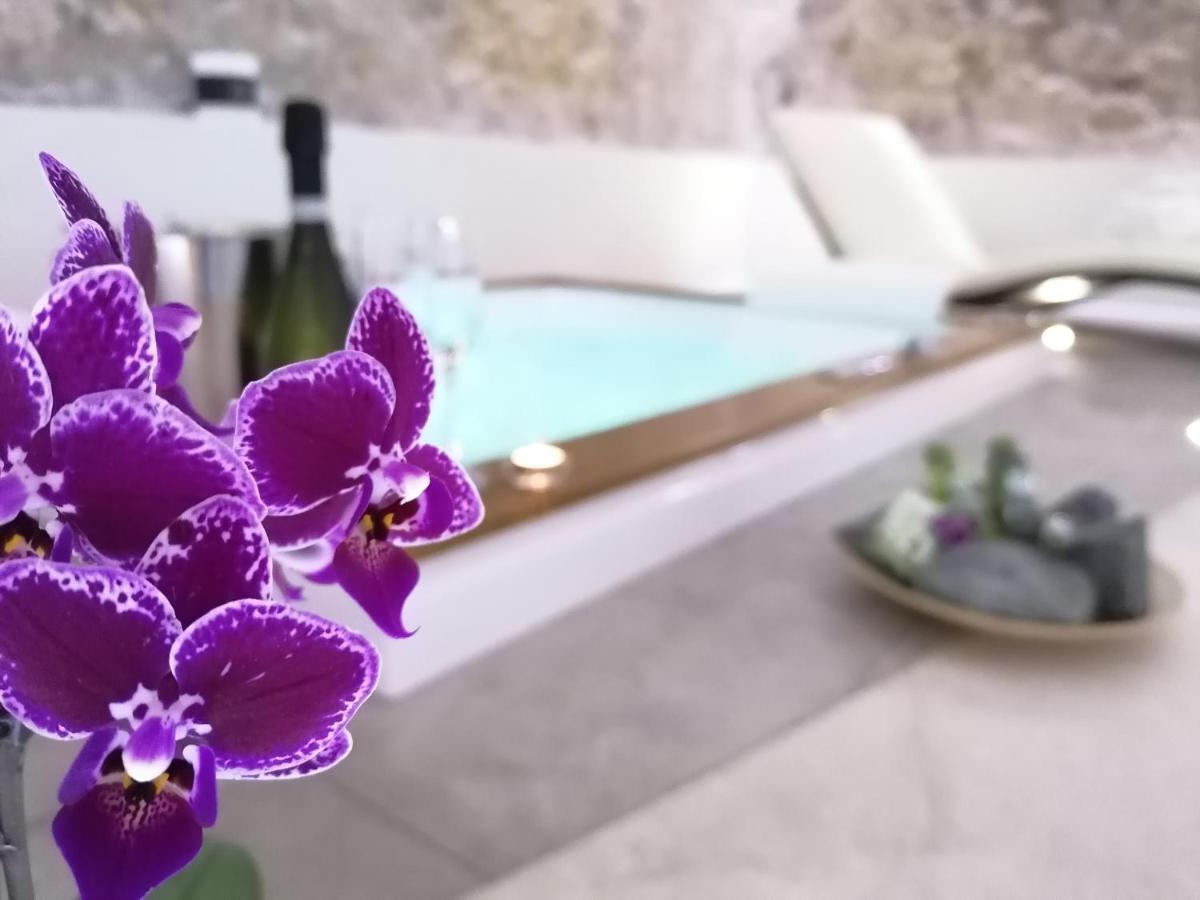 Mastrangelo Suite & Spa Palermo Bagian luar foto