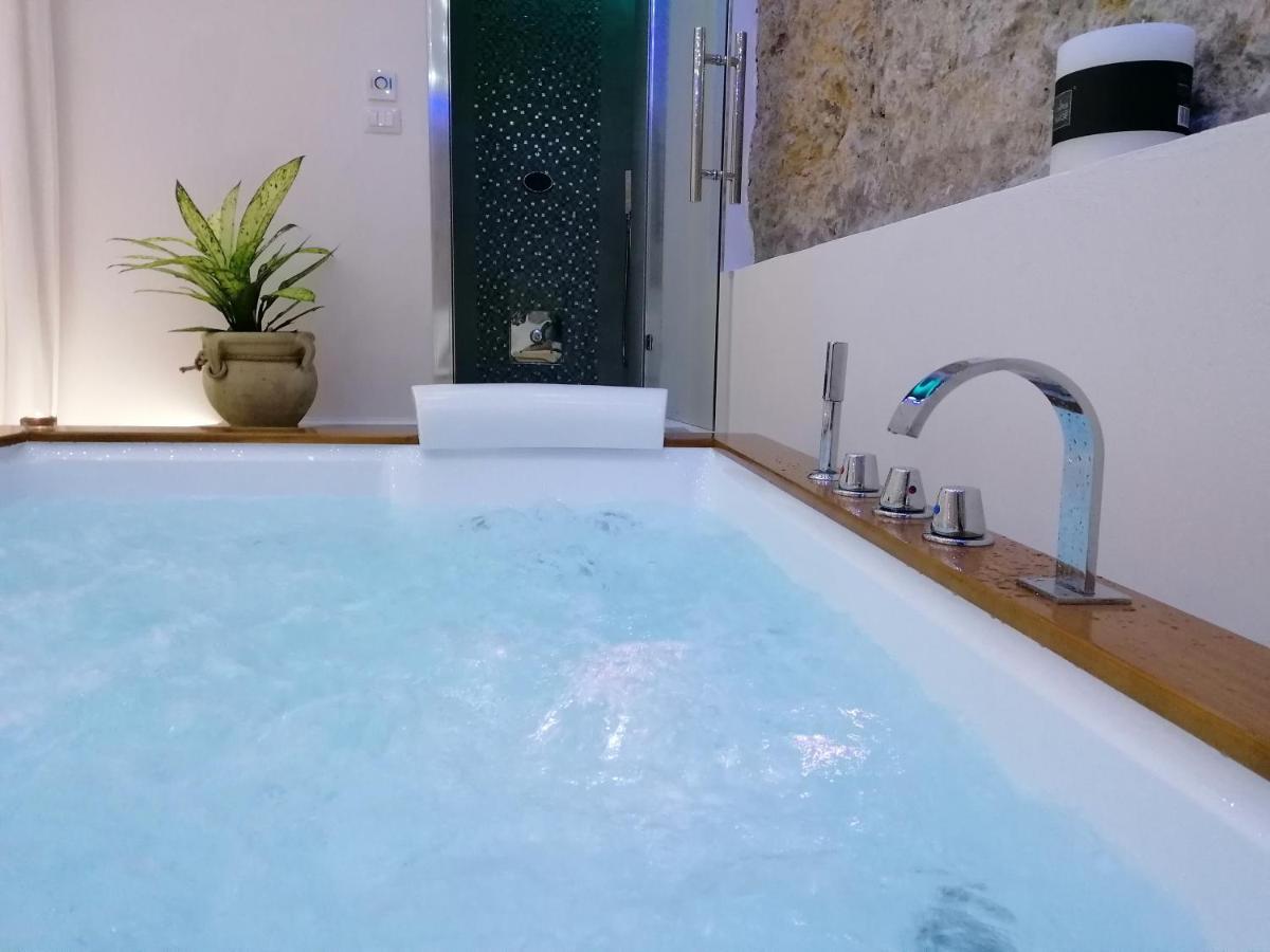 Mastrangelo Suite & Spa Palermo Bagian luar foto